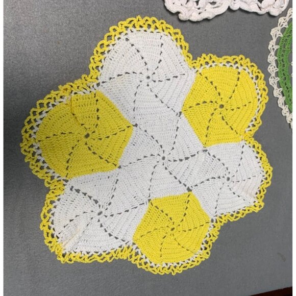 Vintage Hand-Crocheted Lace Doilies Set of 3 - Picture 3 of 9